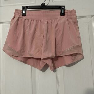 Lululemon Hotty Hot 4” Shorts- Size 10